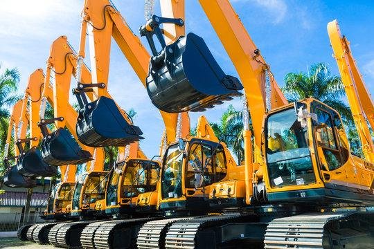 Heavy Machinery & Equipment